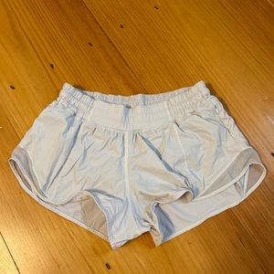 Lulu lemon hotty hot shorts 2.5”